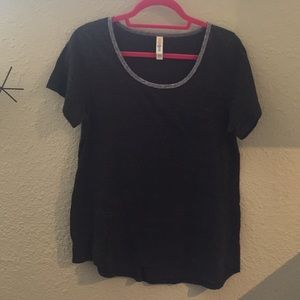 Large Dark Gray LuLaRoe Classic T